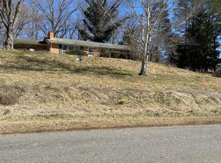 624 Chapel Hollow Rd, Afton, VA 22920