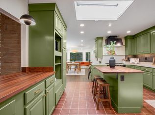 5 Madrone Avenue, Woodacre, CA 94973