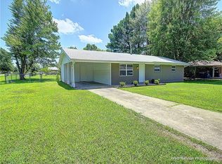 110 SE 12th St, Bentonville, AR 72712