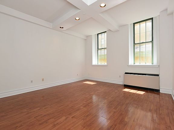 4th image of 4502 Ditmars Blvd #112