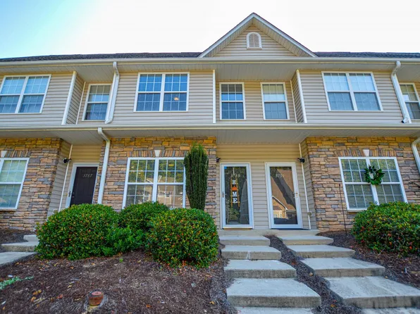 3789 Wayfarer Dr, Greensboro, NC 27410