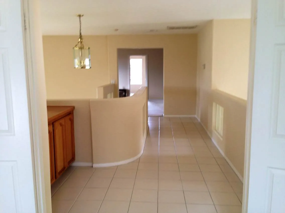 5 bed, 2935 sqft, $5,000 — Photo 2
