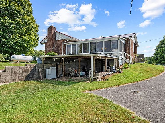 4th image of 2426 Rocky Hill Rd