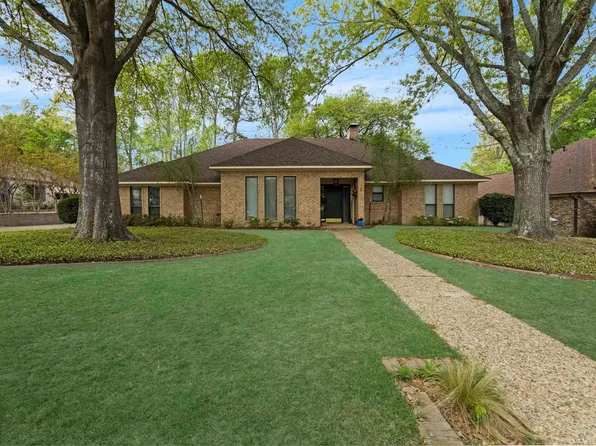 5805 Regents Row, Tyler, TX 75703