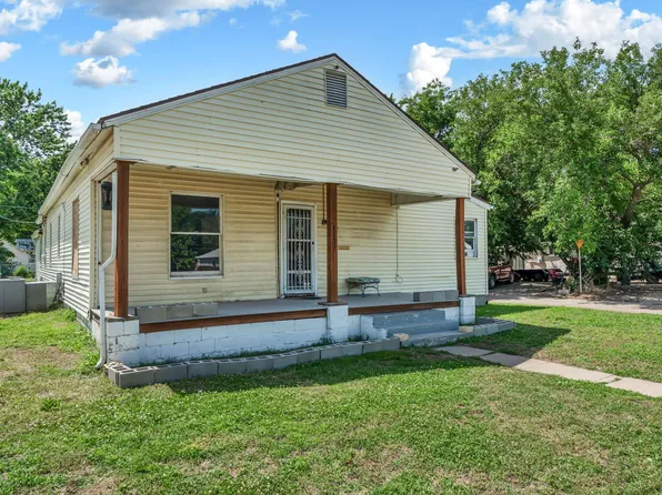 1127 N Piatt Ave, Wichita, KS 67214