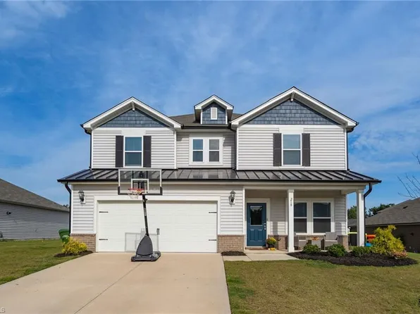 218 Braeburn Dr, Graham, NC 27253