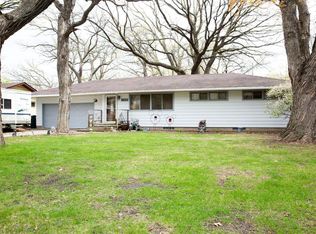 8955 Dunlap Ave, Lexington, MN 55014