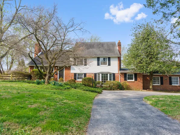 931 Jones Rd, Conshohocken, PA 19428