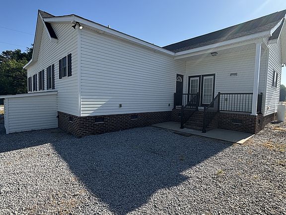 3rd image of 5018 Bryant Pond Rd