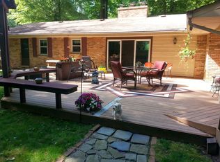 12237 Sanders Dr, Freeland, MI 48623