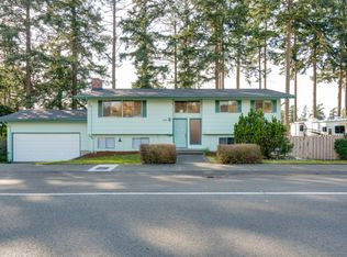 949 NE Oleary St, Oak Harbor, WA 98277