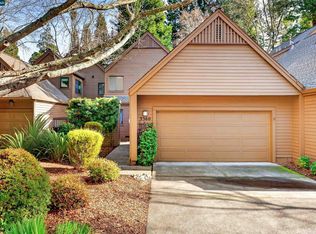 3360 Parker Hill Rd, Santa Rosa, CA 95404