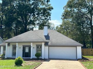 124 Holmar Dr, Brandon, MS 39047