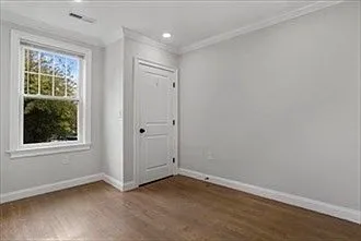 33 Merriam St #3 — Photo 5