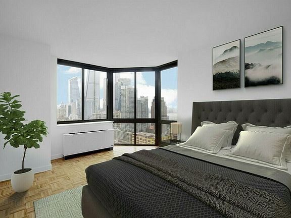4th image of 420 W 42nd St APT 32F