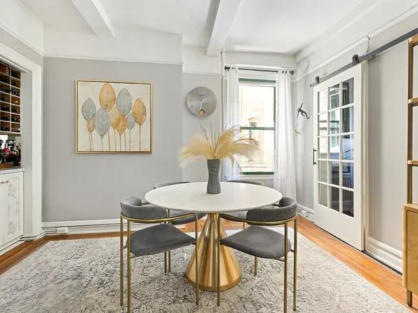131 East 93rd Street 3D image 2 of 8