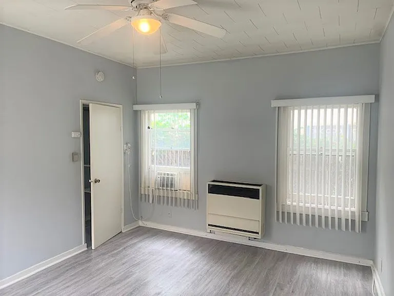 1058 Molino Ave — Photo 16
