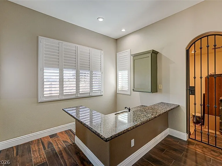 8490 Via De Bellasidra Ct — Photo 31