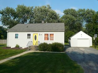 216 Oak St, Crown Point, IN 46307