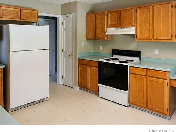 4th image of 11323 Astoria Dr