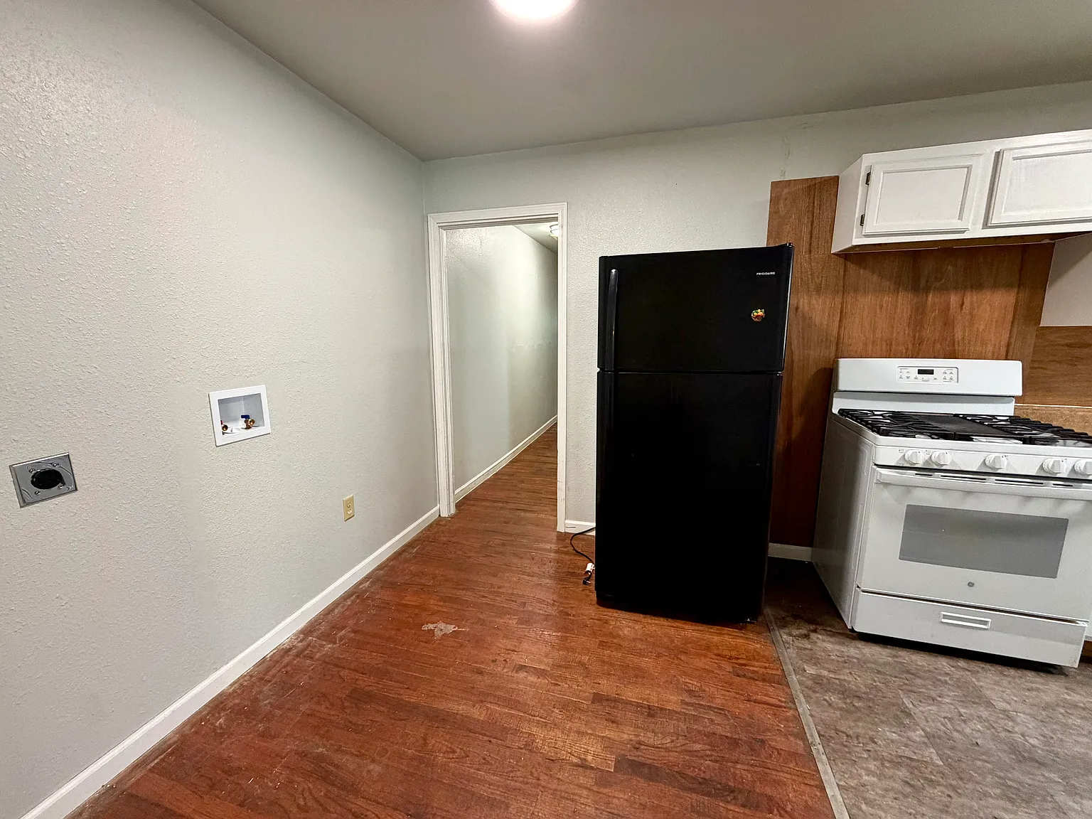 2 bed, 750 sqft, $850 — Photo 3