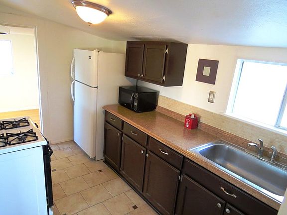 4th image of 15388 Westside Dr