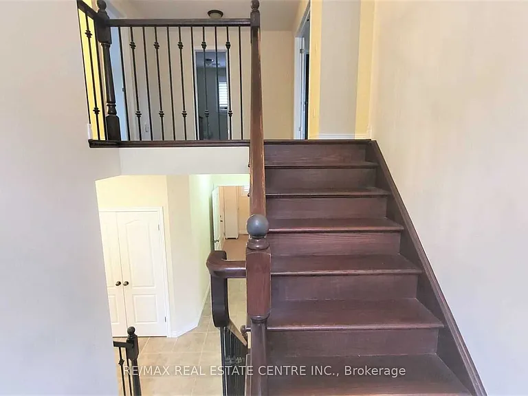 15 Sasha Ct — Photo 14