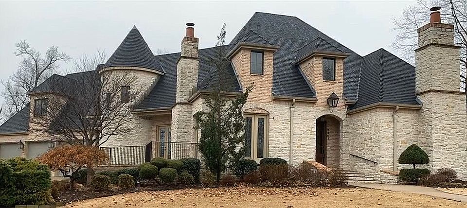 1st image of 2803 Palisades Cir