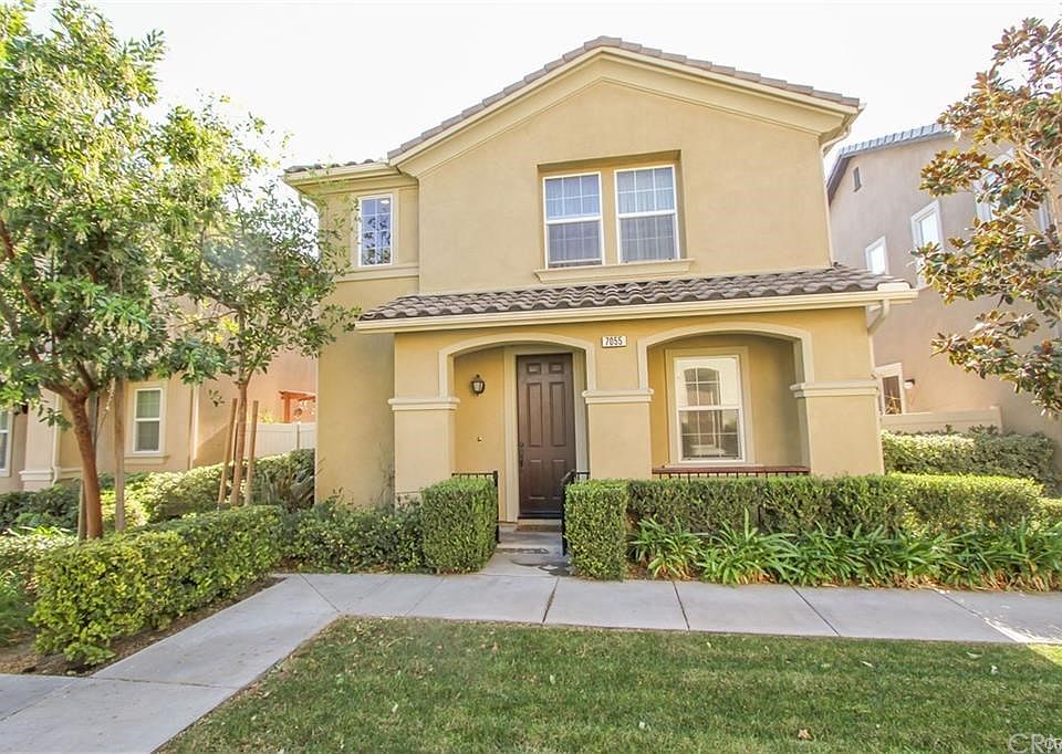 1st image of 7055 Village Dr