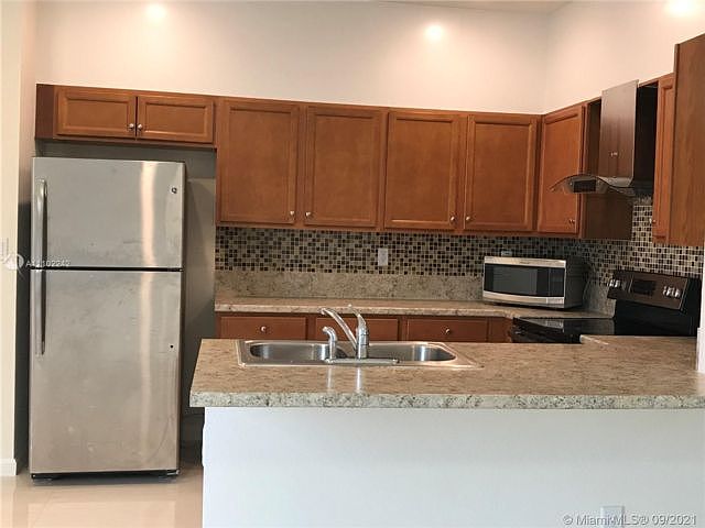1st image of 3453 W 92nd Pl #3453