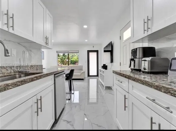 2730 NE 16th Ave #0, Pompano Beach, FL 33064