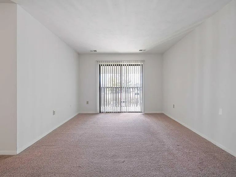Foxridge Apartment Homes — Photo 239