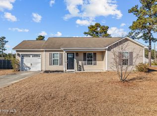 600 Red Bud Ct, Richlands, NC 28574