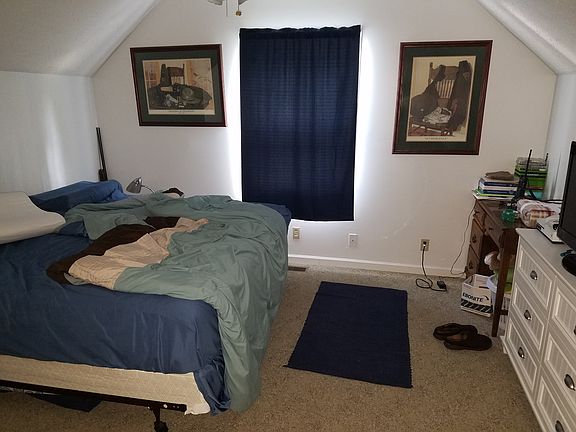 Apt. Bedroom