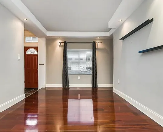 140 Home St — Photo 17