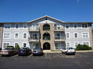 247 W Union St APT 104C, Athens, OH 45701