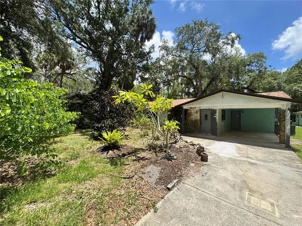 9010 Maiden Ln, Hudson, FL 34667