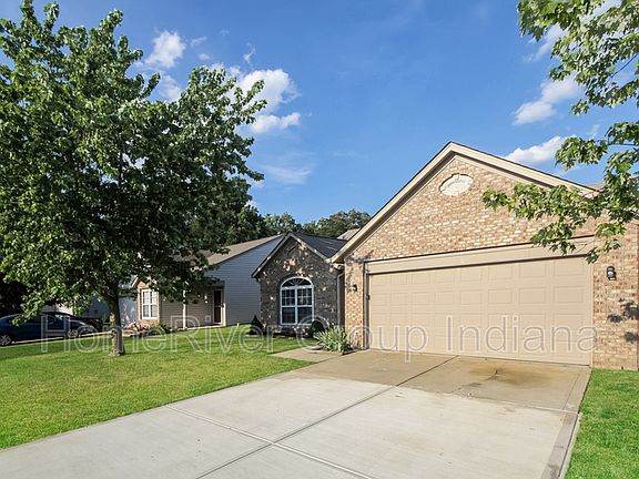 3rd image of 2333 Salem Park Dr