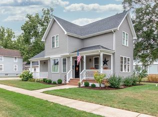 216 E 2nd St, Sandwich, IL 60548