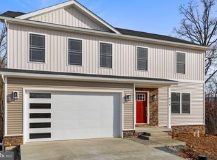 414 Frick Ave, Waynesboro, PA 17268