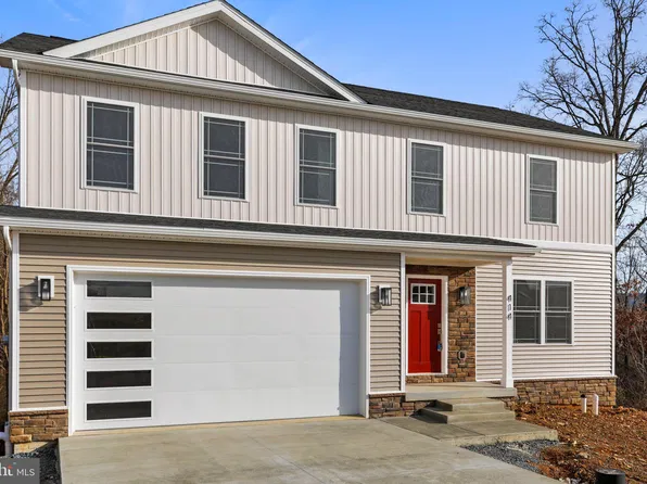 414 Frick Ave, Waynesboro, PA 17268