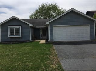 2965 Middlebury Ct W, Aurora, IL 60504