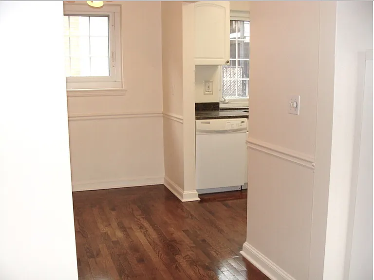 34 Saint Paul St #A4 — Photo 3