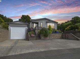 1601 Rhododendron Dr SPACE 574, Florence, OR 97439