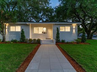 3260 NW 9th St, Miami, FL 33125