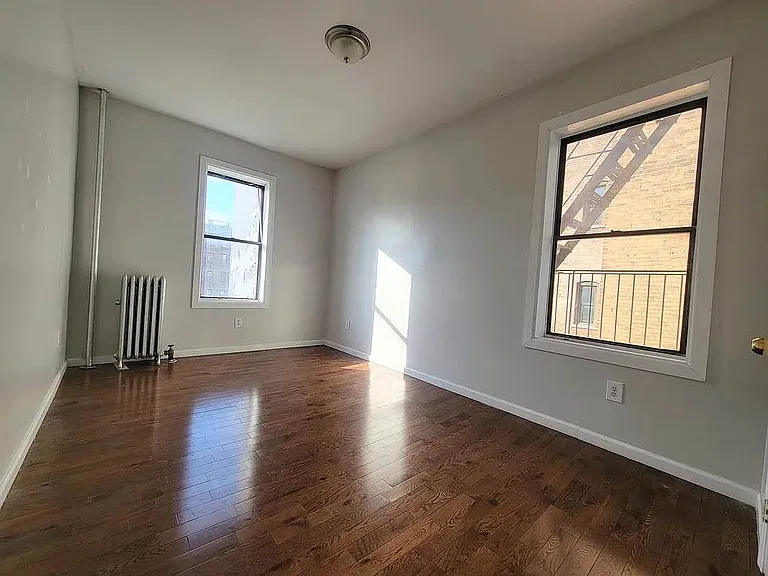 10 Vermilyea Ave #4B — Photo 5
