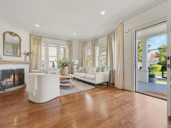 3rd image of 30 Wainwright Street