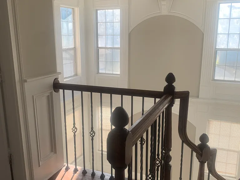 3375 Saint James Pl — Photo 21