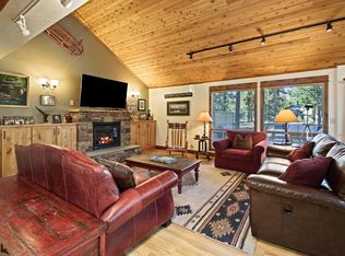 (Undisclosed Address), Sunriver, OR 97707