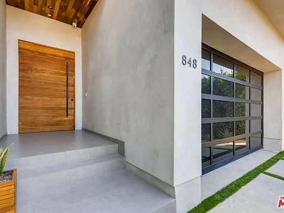 4th image of 848 N Curson Ave